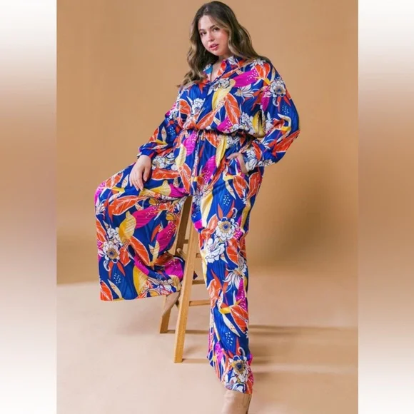 NWT! Plus Luxury Floral Jumpsuit Long Sleeve Elasticized Waist Wide Leg Pockets - Picture 2 of 6